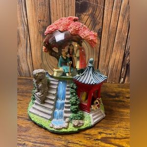 Disney Mulan Snow Globe, retired